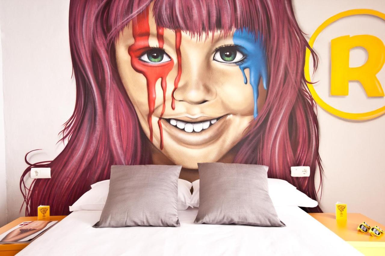 Ryans Budget Cidade de Ibiza Exterior foto
